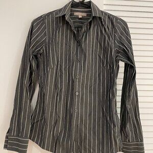 Banana Republic Gray Striped Non-Iron Fitted Button Down